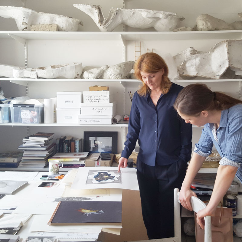Charlotte Gyllenhammar and ed. art's Elisabeth Blennow Calälv in conversation in Gyllenhammars studio